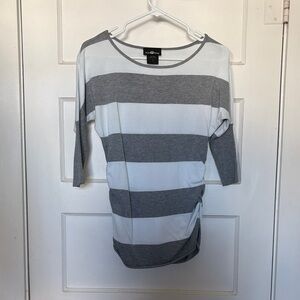 It’s Our Time Gray and White Striped 3/4 Length Sleeve Top Size S